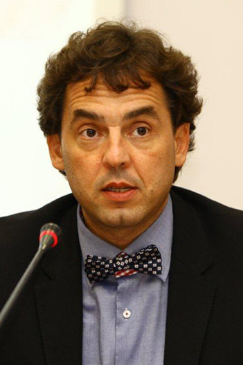 Conf. Dr. Dinu Gabriel